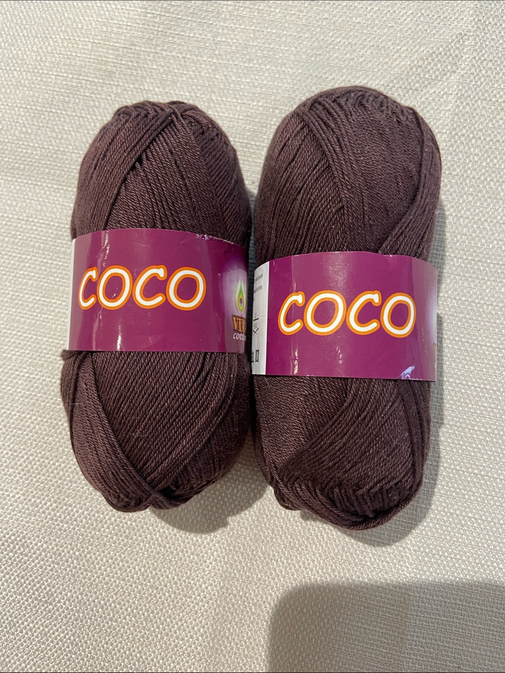 Vita Cotton Coco is a 100% double-mercerized cotton yarn. Set of 2